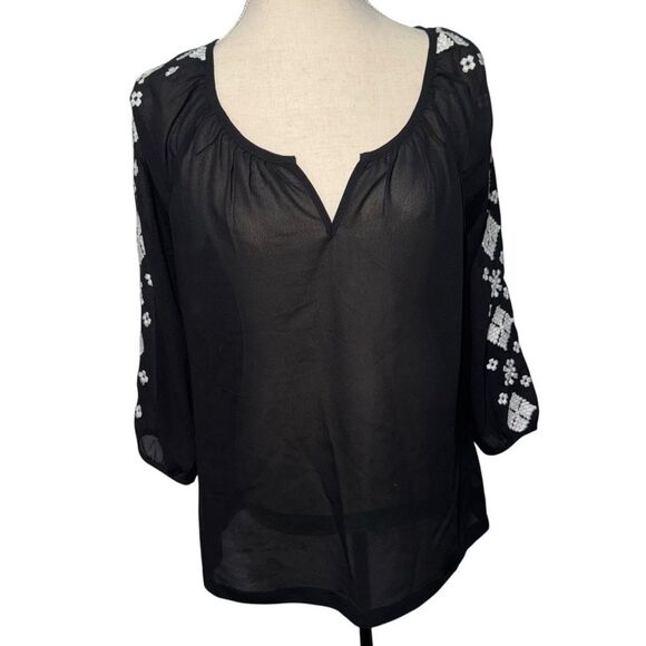 Old Navy Solid Black Dressy Blouse with White Embroidery V Neck Sheer size M - Picture 2 of 13